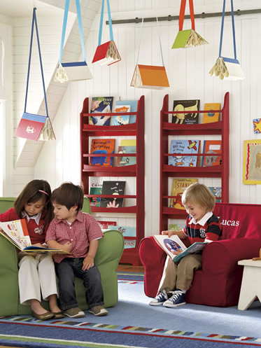 Hanging books! LOVE the unique way to accessorizes a kid space!